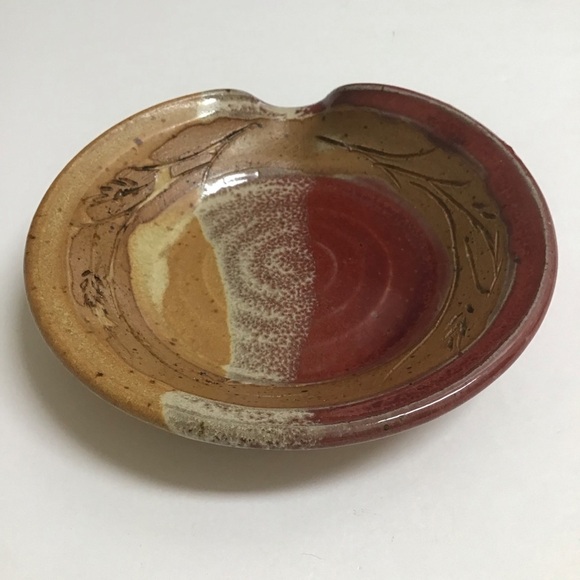 Studio Art Pottery Saucer Bowl Spout Burgundy Tan Speckle SIGNED Wheat Stoneware - Picture 5 of 16